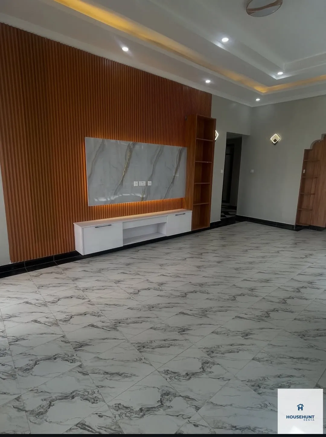 Modern 3 Bedroom Flat Roof Bungalow  photo 2