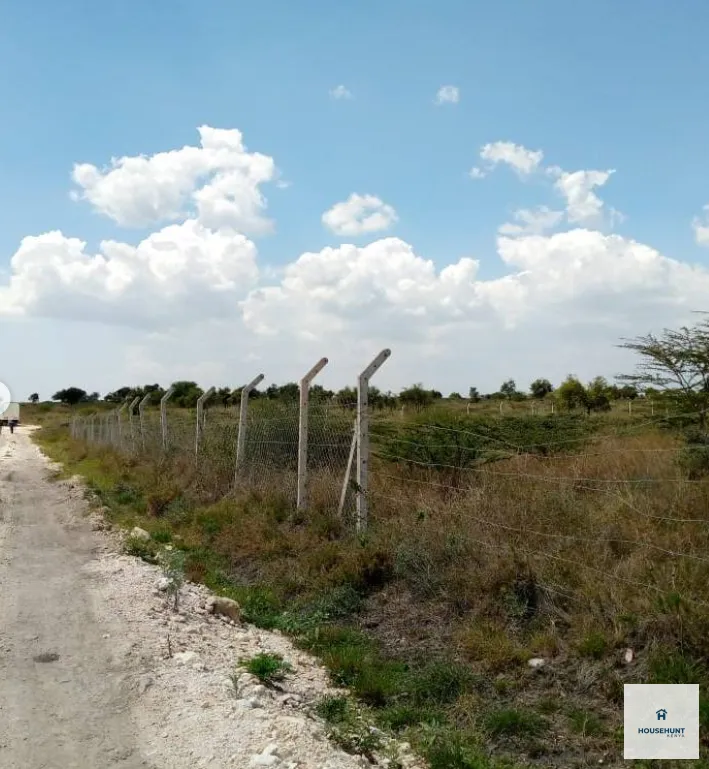 2 acres, 300M off Namanga road (Per Acre) photo 2