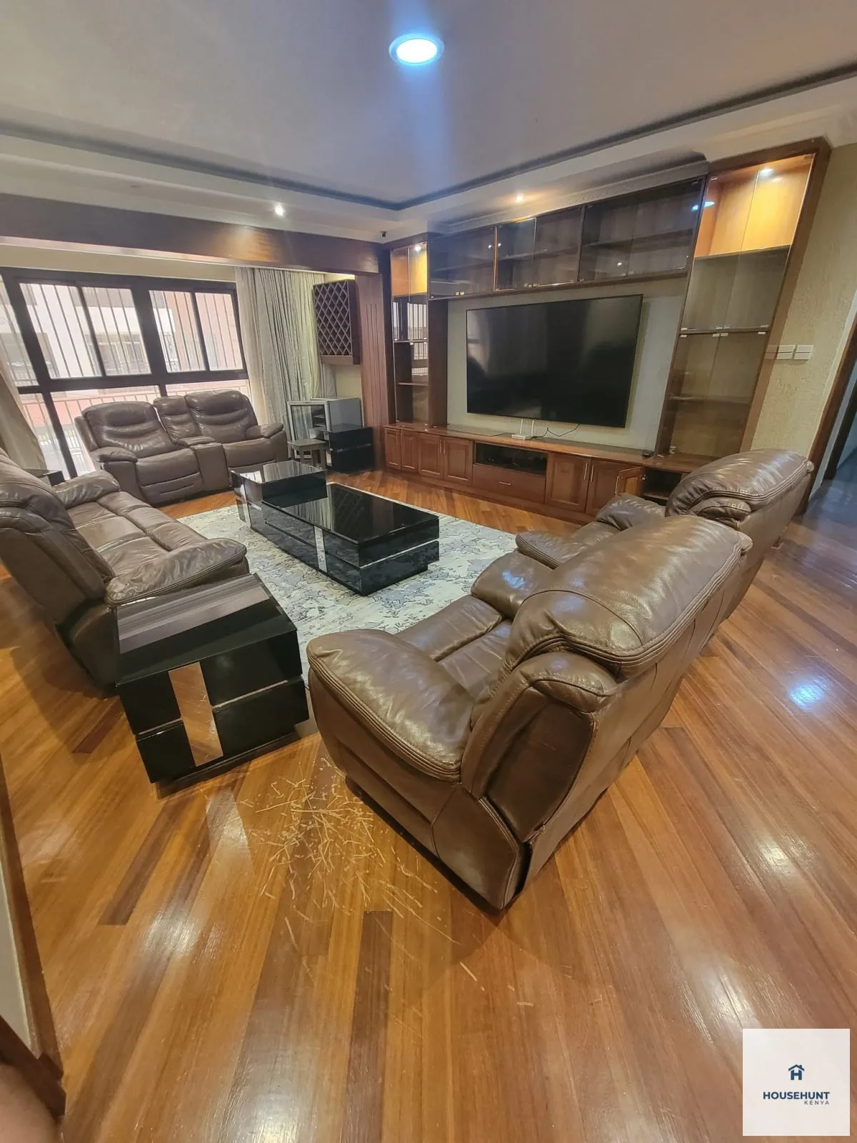 FULLY FURNISHED 4 BEDROOM