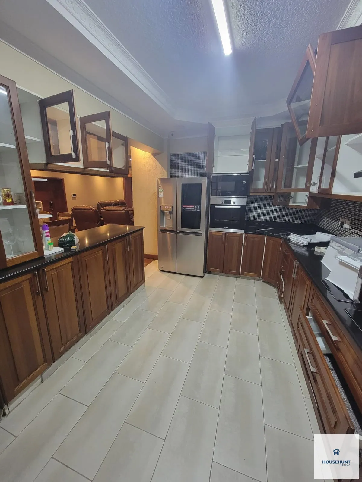 FULLY FURNISHED 4 BEDROOM photo 2
