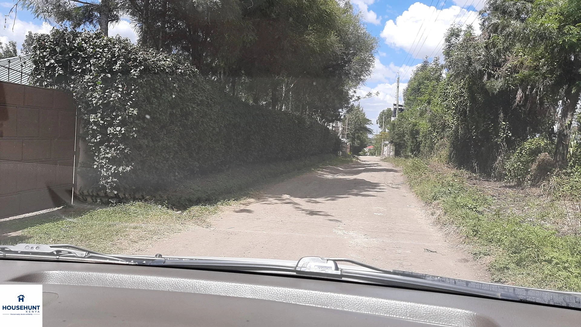 4-BEDROOM HOUSE ON 1/8 ACRE WITH TITLE DEED – ALONG KISERIAN/ISINYA ROAD photo 3