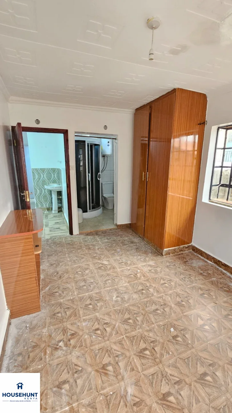 spacious, 3-bedroom standalone photo 3